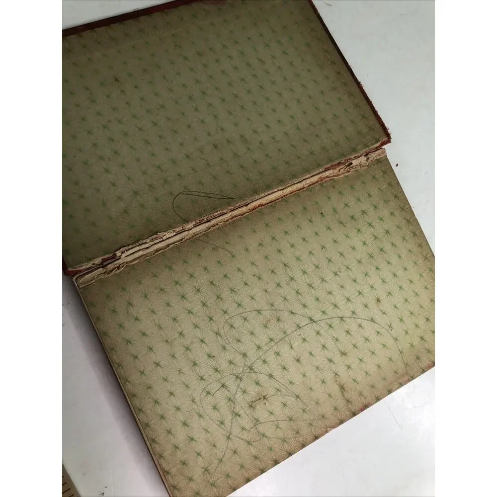 Unbranded handsomely bound